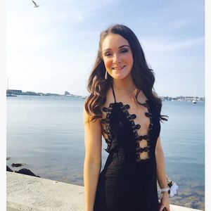 Meet your Posher, Olivia